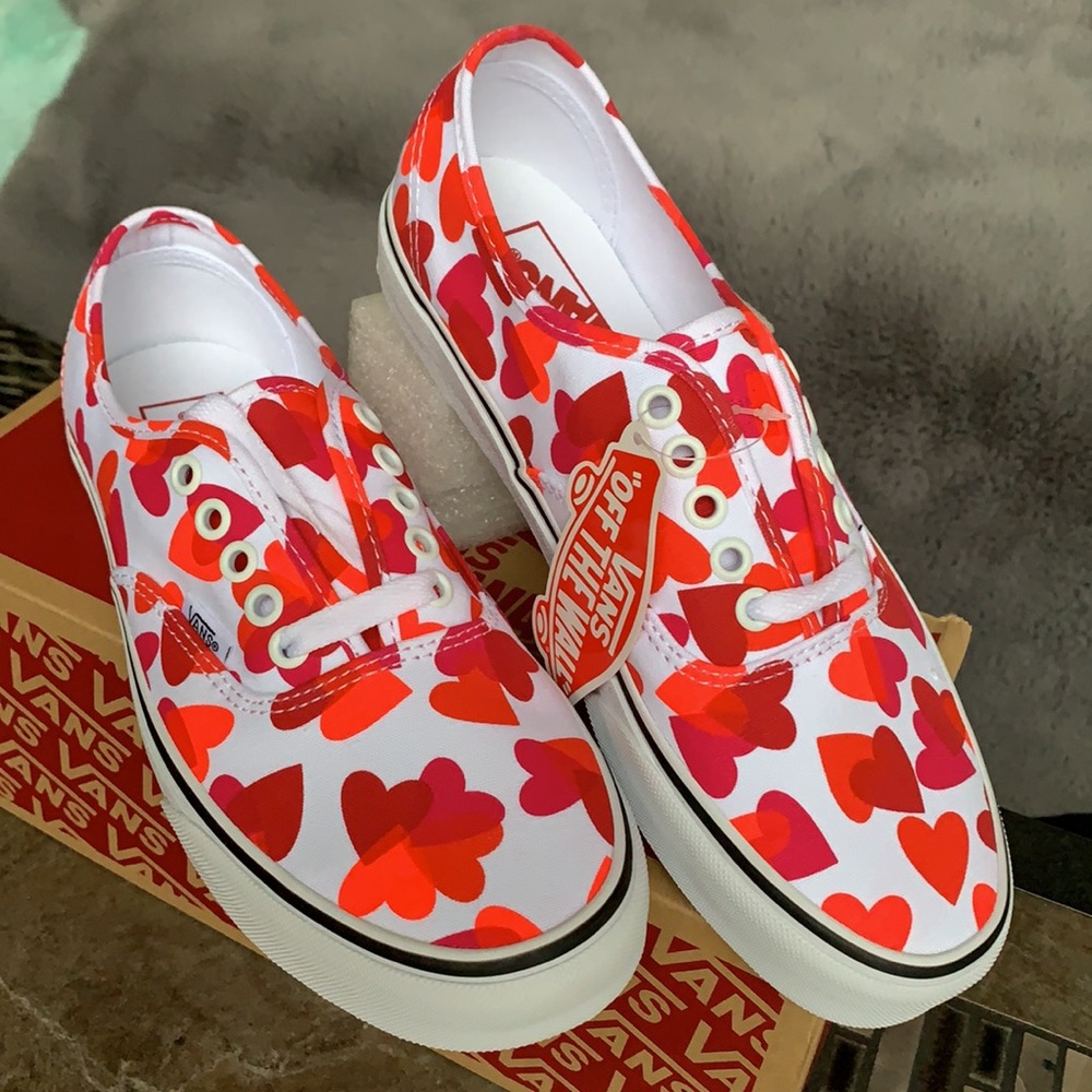 VANS AUTHENTIC VALENTINES HEARTS WMNS - Picture 7 of 16